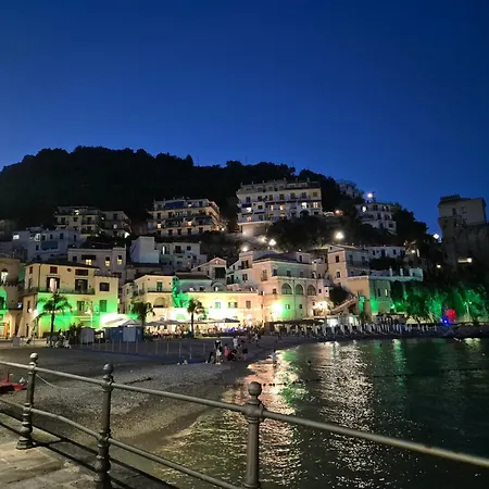 Adelegigi Cetara