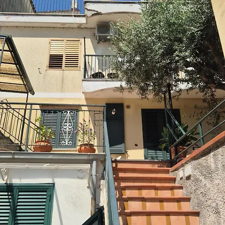 Adelegigi Apartamento *