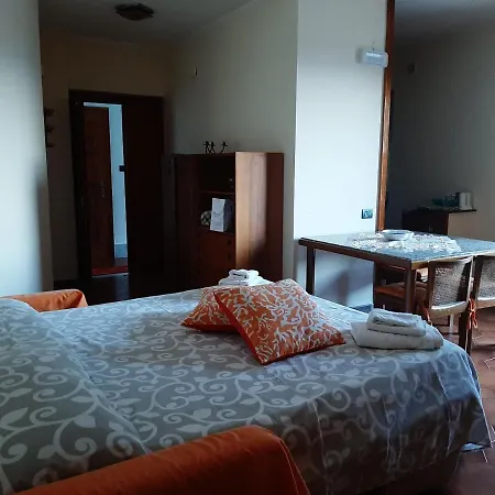 Casa Adelegigi Apartment *